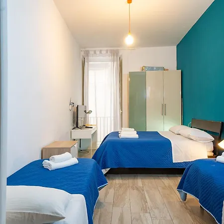 Stay In Naples Flats Toledo-3